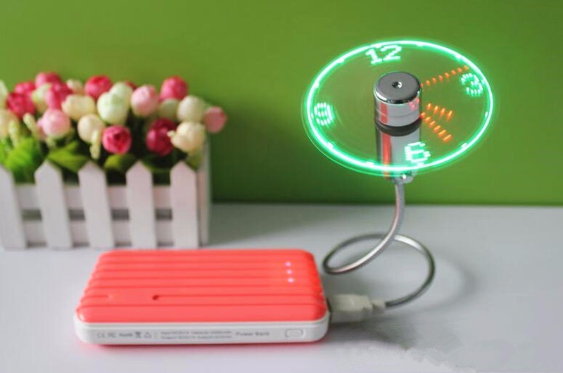 USB Fan Adjustable Mini Flexible Fan LED Light Time Clock Desktop Cool Gadget Time Display Gizmokings Warehouse